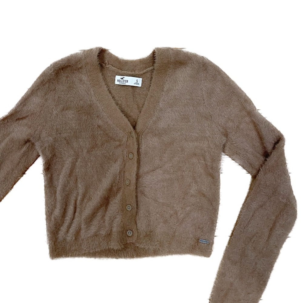 fuzzy hollister button up